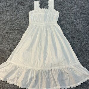 Simple Retro Feminine Milkmaid Boho White Eyelet Cotton Flowy Dress Size XS